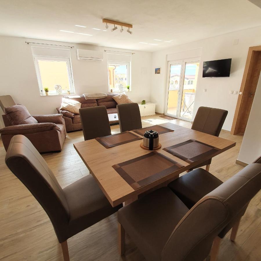 Bollwegs Apartment Vir